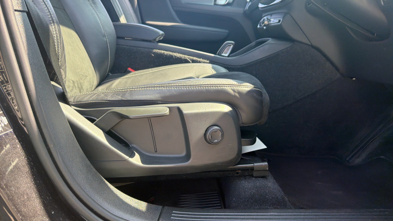 Volvo Xc40 1.5 T3 [163] R DESIGN 5dr Geartronic Petrol Estate